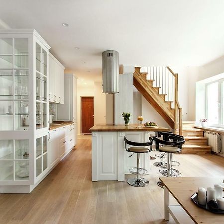 #Stayhere 3Bdr Modern & Stylish Apartment - Heart Of Old Town By Houseys فيلنيوس المظهر الخارجي الصورة