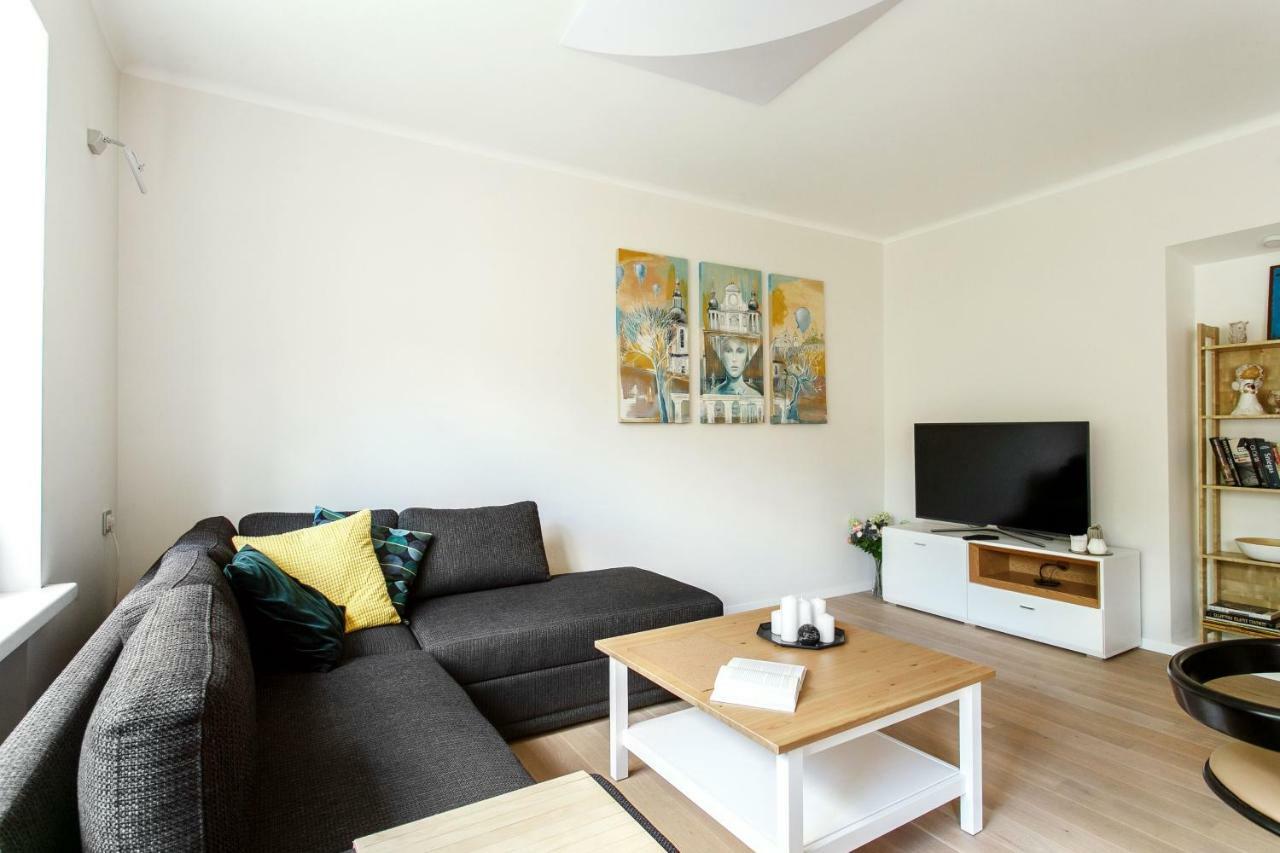 #Stayhere 3Bdr Modern & Stylish Apartment - Heart Of Old Town By Houseys فيلنيوس المظهر الخارجي الصورة